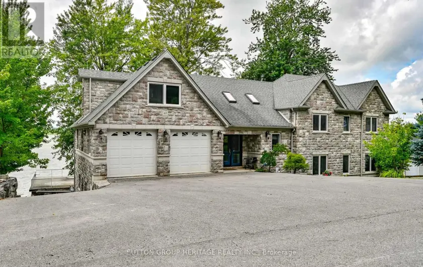 Detached at 62 LAKESIDE BEACH ROAD, Scugog