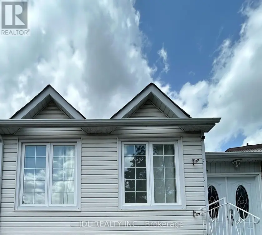 Detached at ONE BEDROOM BASEMENT - 44 GLENCOYNE CRES CRESCENT, Toronto