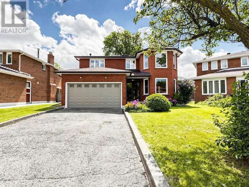 Detached at 3 LOVEKIN GROVE, Toronto