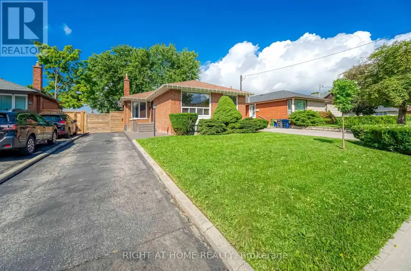 Detached at 76 WISHING WELL DRIVE, Toronto