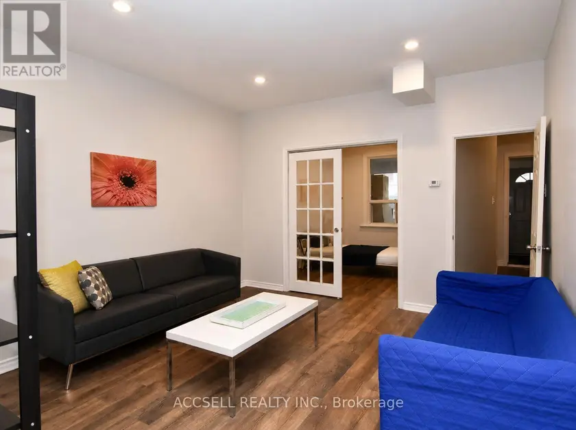 Detached at 325 GREENWOOD AVENUE, Toronto