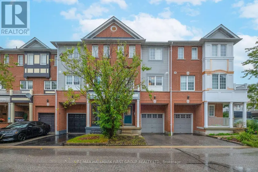 Townhouse at 61 - 1850 KINGSTON ROAD, Pickering
