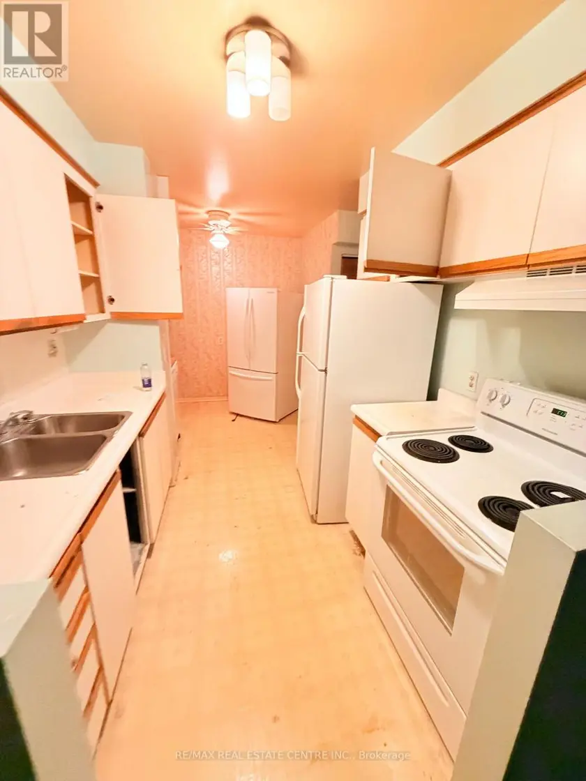 Townhouse at 1028 BRIDLETOWNE CIRCLE, Toronto