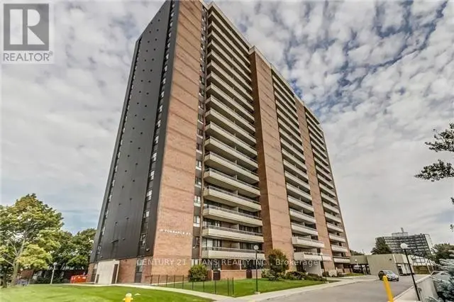Apartment at 606 - 15 TORRANCE ROAD, Toronto
