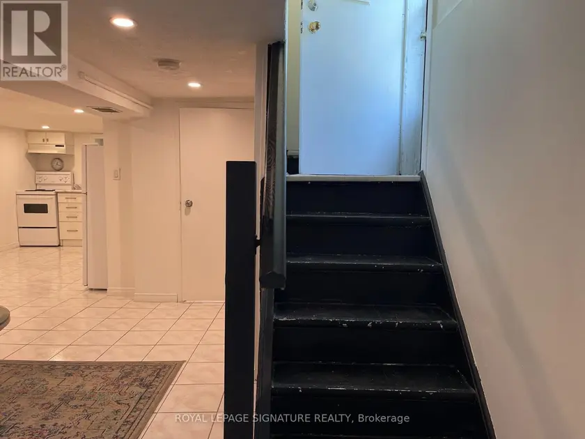 Semi-Detached/Link at BSMT - 24 WEYMOUTH AVENUE, Toronto