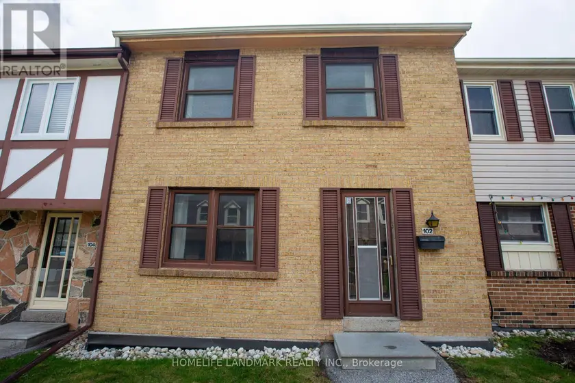 Townhouse at 102 - 91 L'AMOREAUX DRIVE S, Toronto