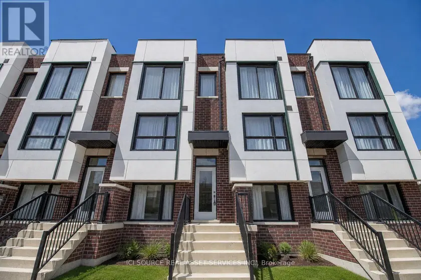Townhouse at 14 BATESON STREET, Ajax