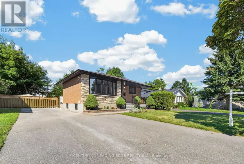 Detached at 382 FAIRLAWN STREET, Oshawa