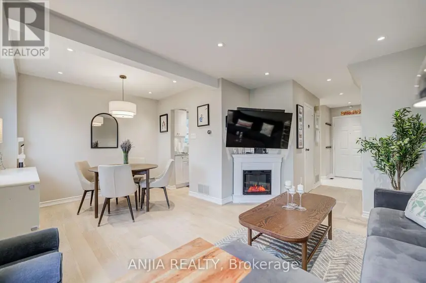 Detached at 8 MARESFIELD DRIVE, Toronto