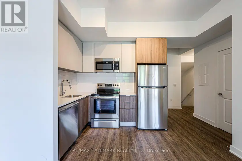 Townhouse at 357 - 37 DANFORTH ROAD, Toronto