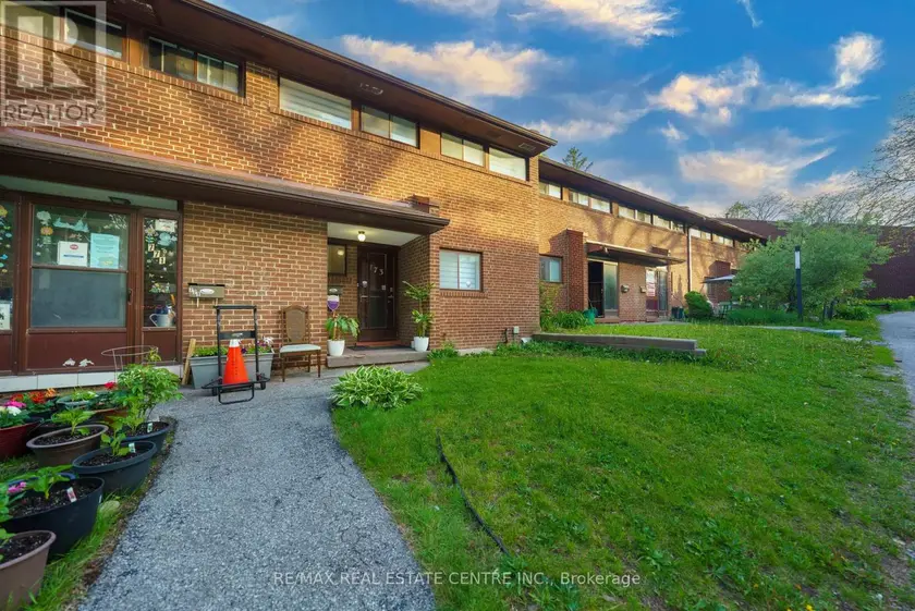 Townhouse at 30 - 773 MILITARY TRAIL, Toronto