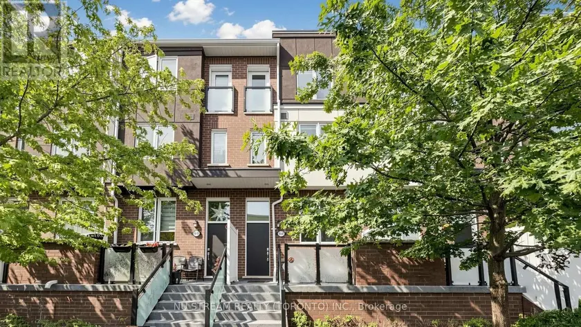 Townhouse at 15 HERON PARK PLACE, Toronto