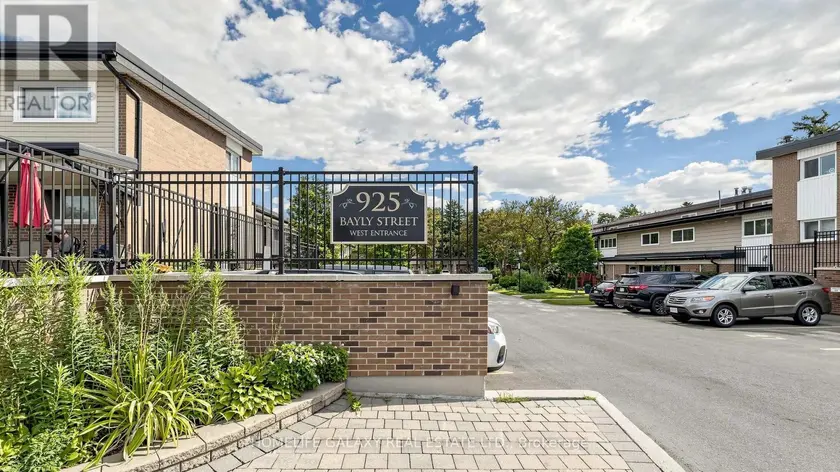 Townhouse at 16 - 925 BAYLY STREET, Pickering