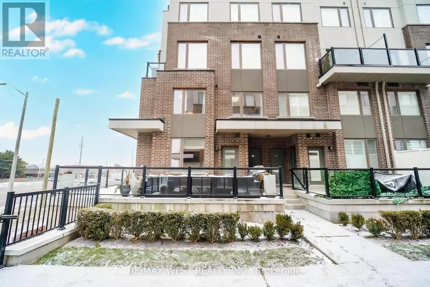 Townhouse at 211 - 1460 WHITES ROAD N, Pickering