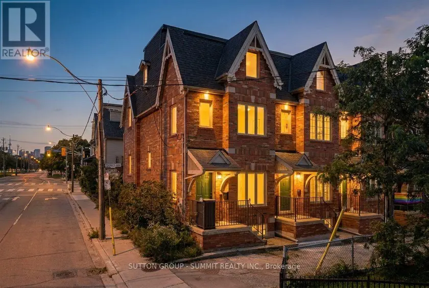 Townhouse at 2 CAM FELLA LANE, Toronto