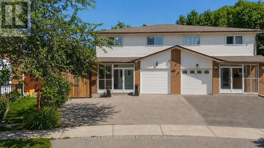 Semi-Detached/Link at 44 GREENHEDGES COURT