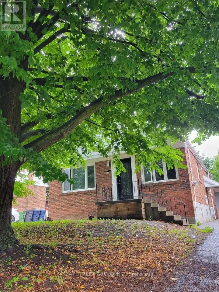 Detached at 182 PHYLLIS AVENUE, Toronto