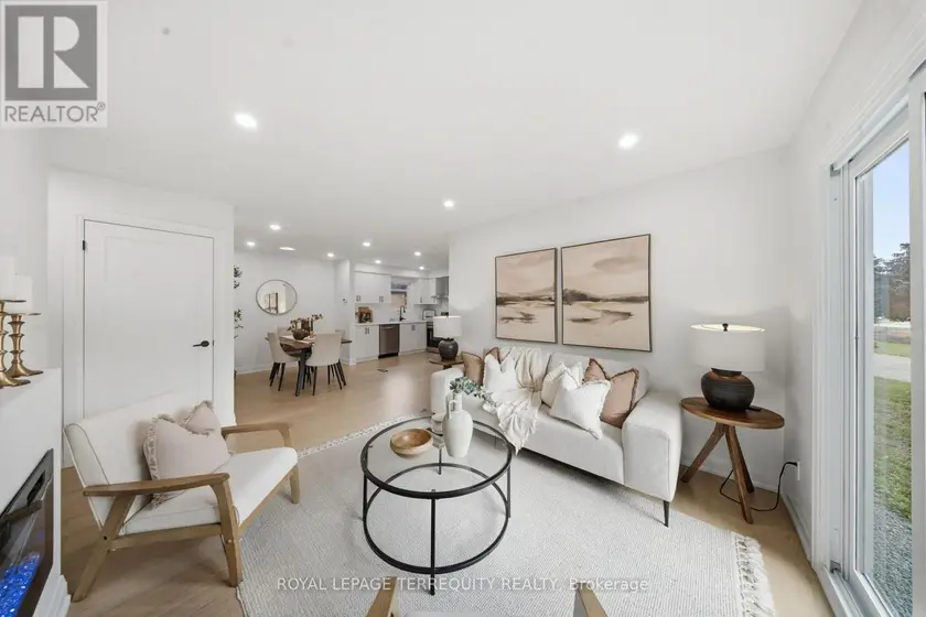 Detached at 42 PLUMRIDGE COURT, Ajax