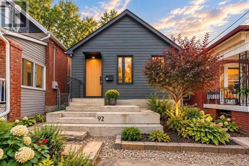 Detached at 92 CHISHOLM AVENUE, Toronto