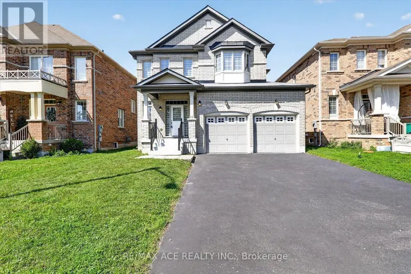 Detached at 10 GUSUL AVENUE, Clarington