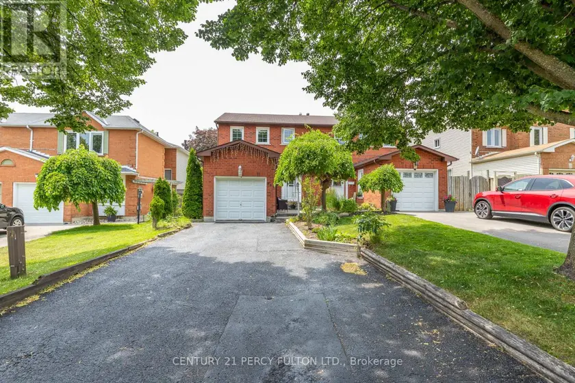 Semi-Detached/Link at 565 Cobblehill Dr, Oshawa