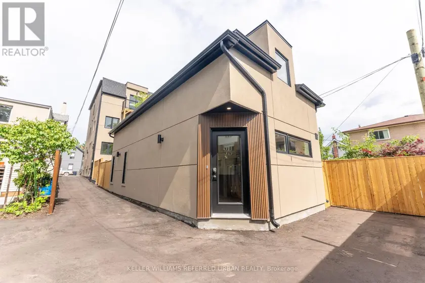 Detached at 5 - 352 JONES AVENUE, Toronto