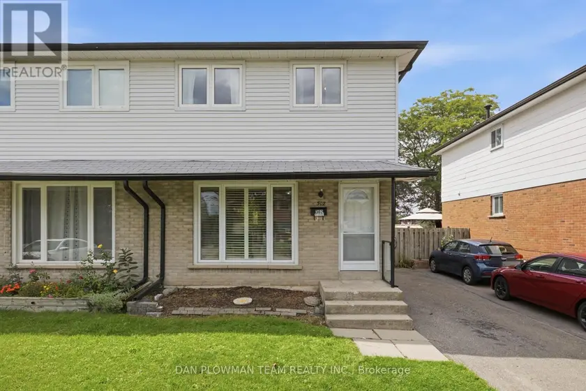 Semi-Detached/Link at 302 VANCOUVER CRESCENT, Oshawa