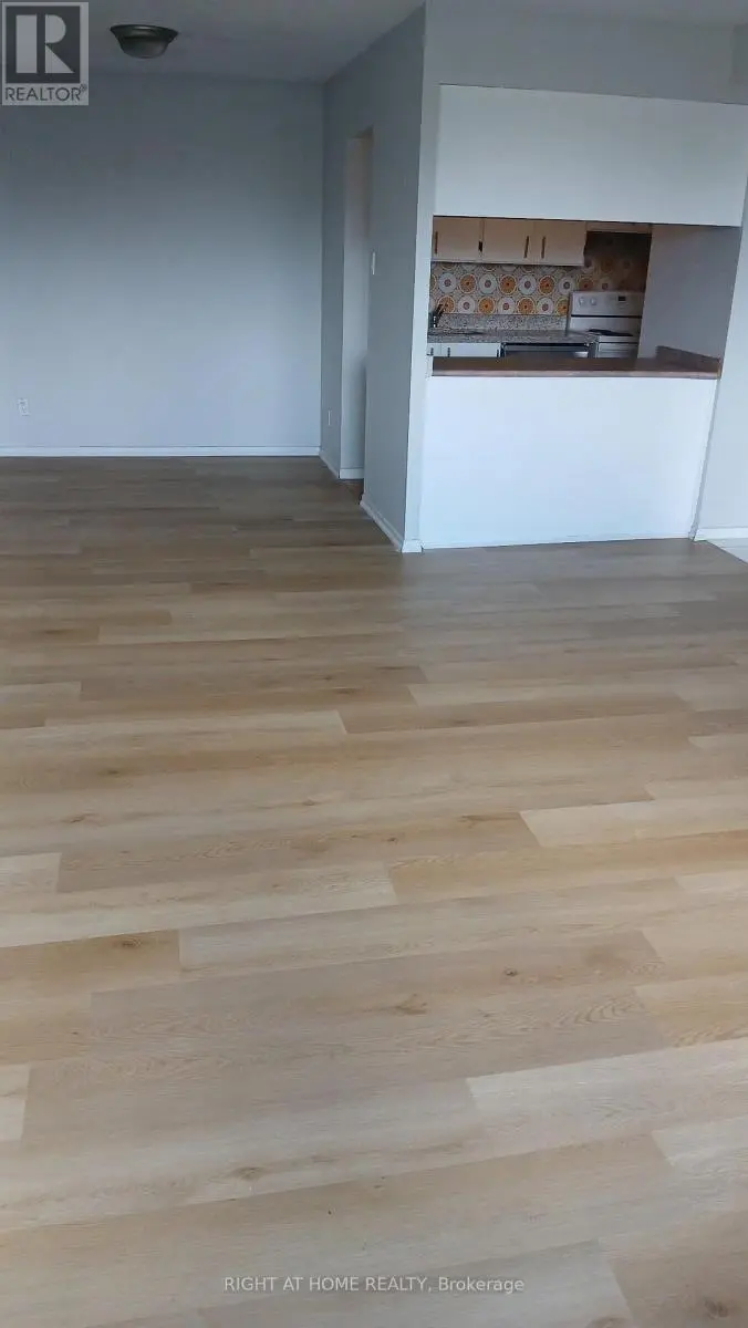 Apartment at 401 - 40 BAY MILLS BOULEVARD, Toronto