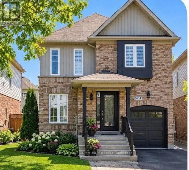 Townhouse at 1614 AVONMORE SQUARE, Pickering