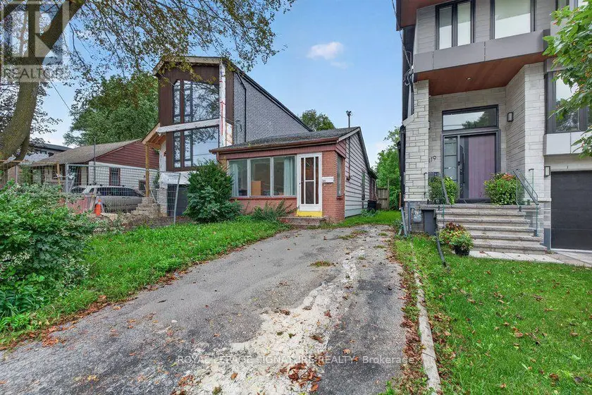Detached at 121 PRESTON STREET, Toronto
