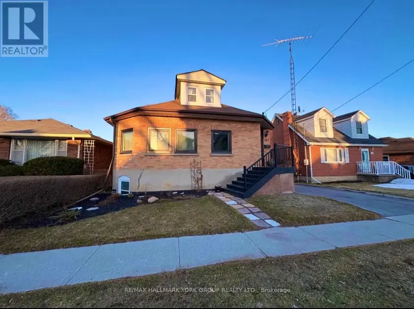Detached at 137 ROSEHILL BOULEVARD, Oshawa