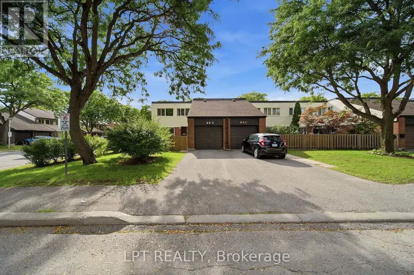 Townhouse at 110 - 155 GLOVERS ROAD, Oshawa