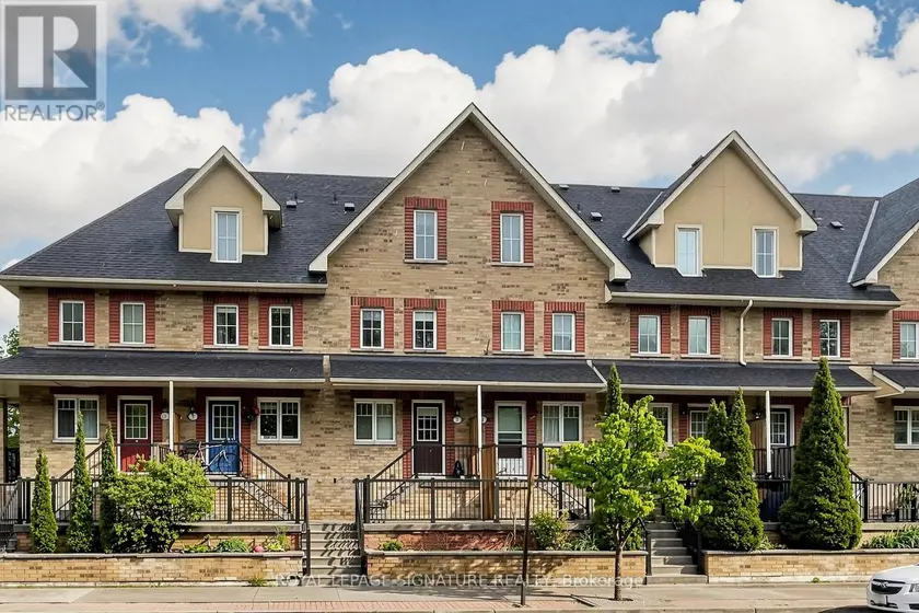 Townhouse at 3 - 1775 VALLEY FARM ROAD, Pickering