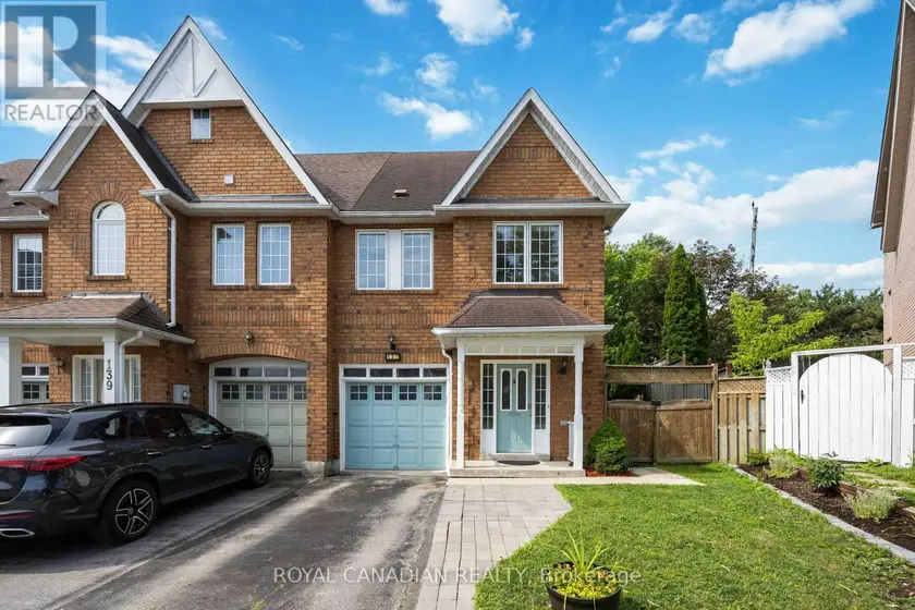Townhouse at 137 STOKELY CRESCENT, Whitby
