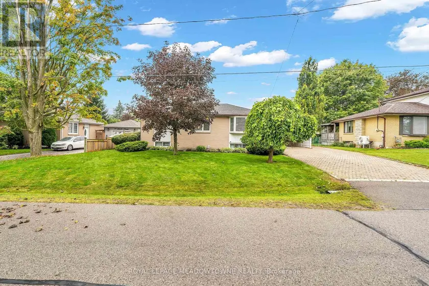 Detached at 48 GARSIDE AVENUE, Whitby