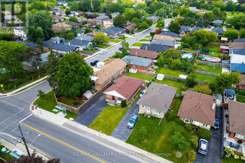 Detached at 1557 PHARMACY AVENUE, Toronto