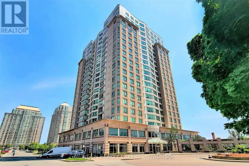 Apartment at 303 - 8 LEE CENTRE DRIVE, Toronto
