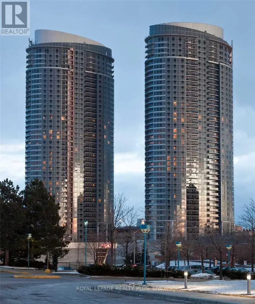 Apartment at 1602 - 125 VILLAGE GREEN SQUARE, Toronto