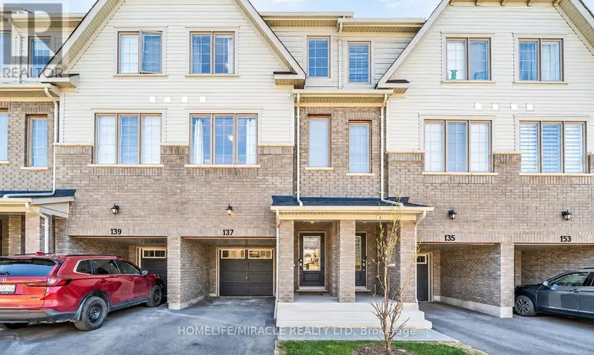 Townhouse at 72 - 137 DANZATORE PATH, Oshawa