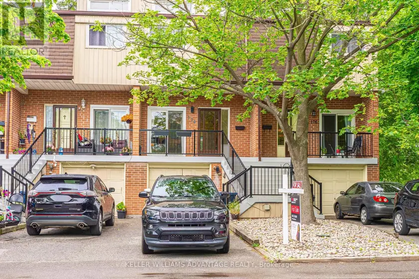 Townhouse at 174 HOMESTEAD ROAD, Toronto