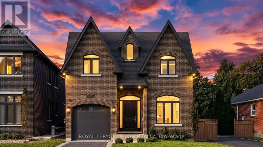 Detached at 2540 ST CLAIR AVENUE E, Toronto