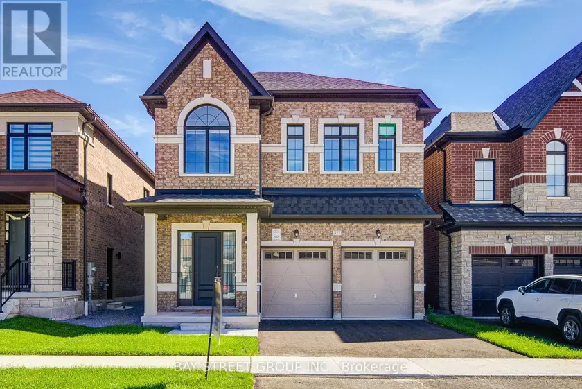 Detached at 427 CORONATION ROAD, Whitby