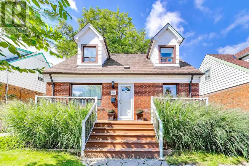 Detached at 68 MYSTIC AVENUE, Toronto