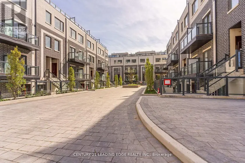 Townhouse at C2-105 - 3427 SHEPPARD AVENUE E, Toronto