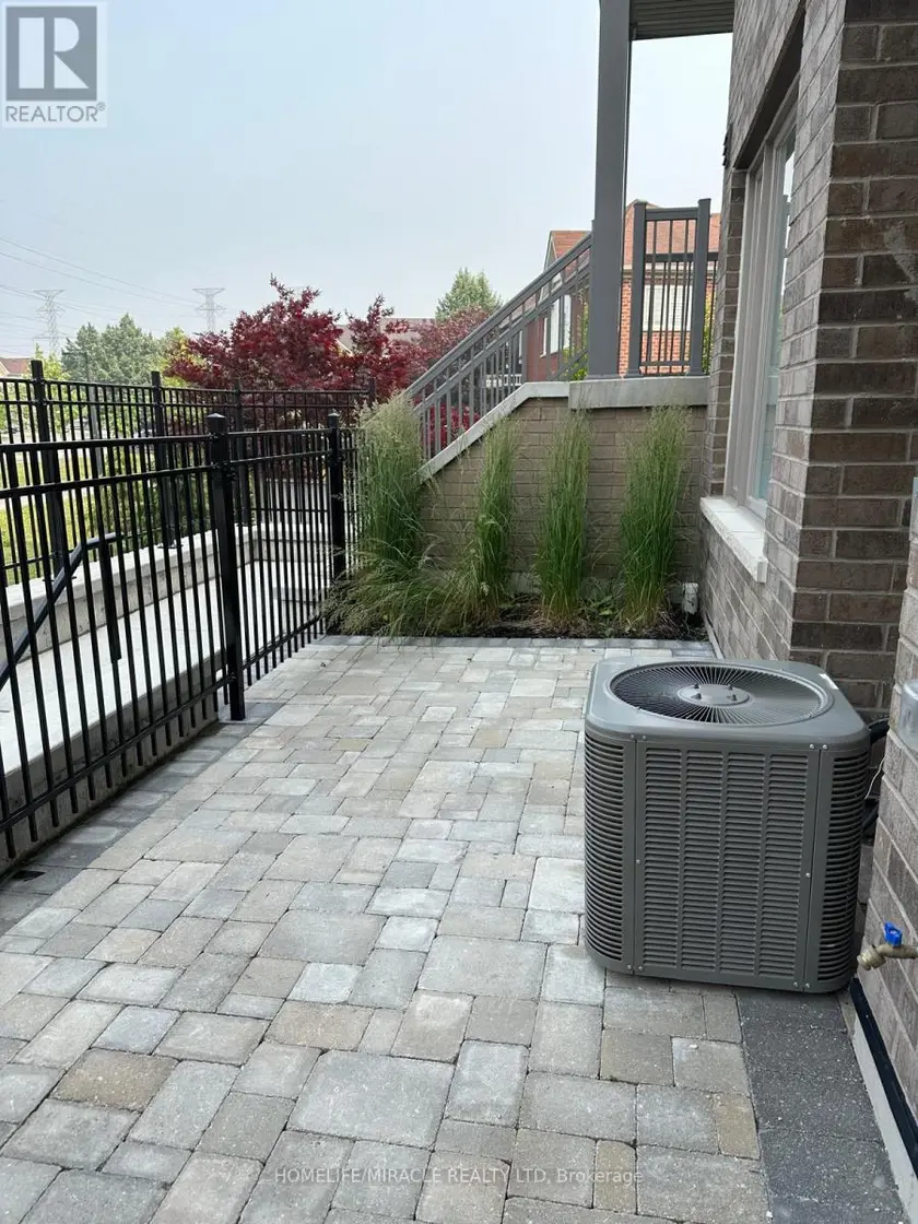 Townhouse at 116 - 1525 KINGSTON ROAD, Pickering