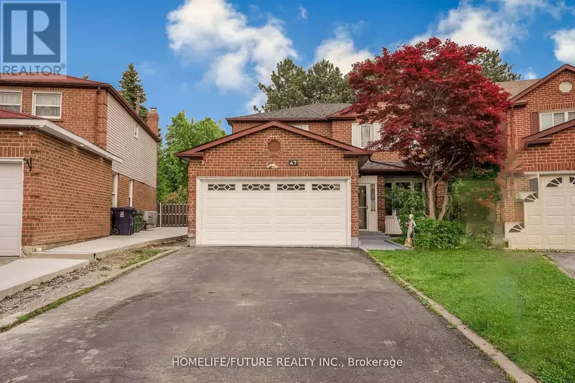 Detached at MAIN & 2ND FLR - 47 CARISBROOKE SQUARE, Toronto