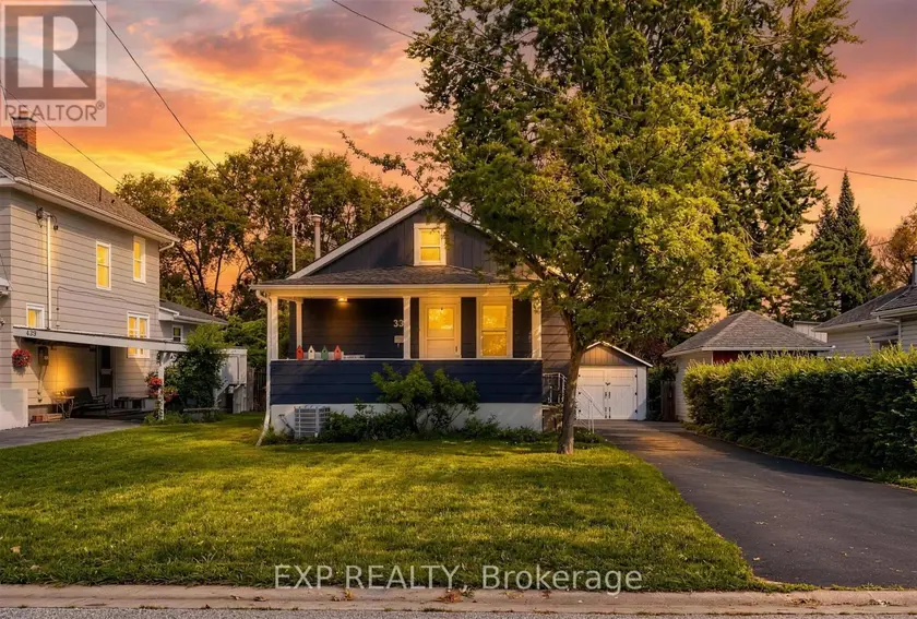 Detached at 335 PERRY STREET, Whitby