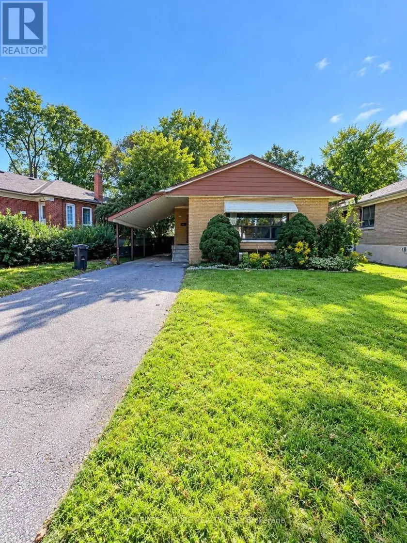 Detached at MAIN - 21 MACKINAC CRESCENT, Toronto