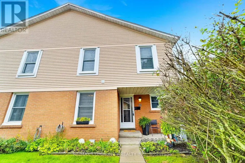 Townhouse at 55 - 1055 CENTRAL PARK BOULEVARD N, Oshawa