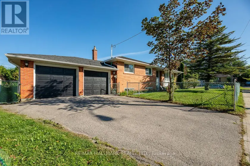 Detached at 28 FERMOY ROAD, Toronto
